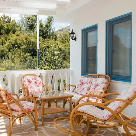 Vila Natali Himare Exterior photo